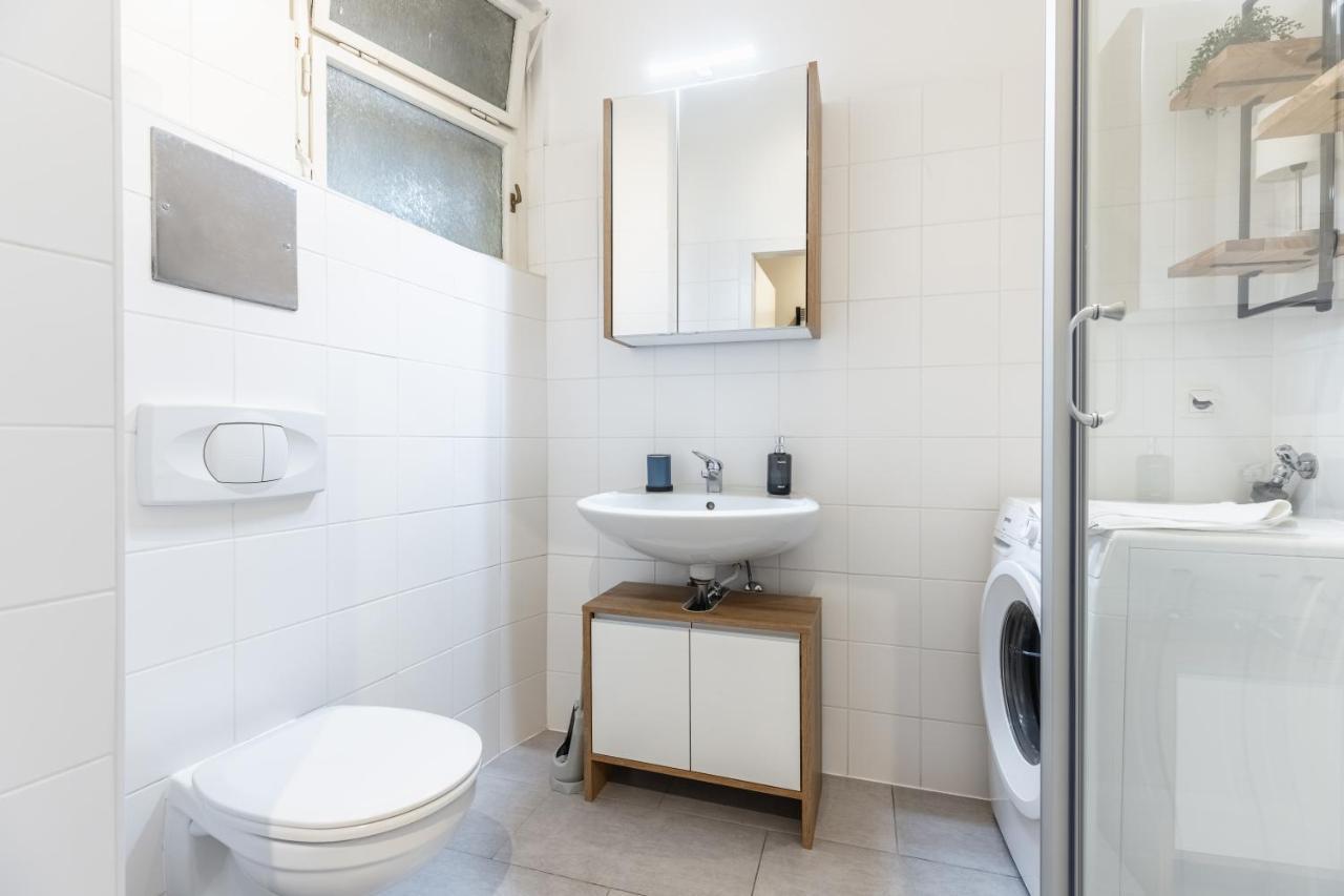 Cozy Studio Apartment Located In Vienna'S Vibrant City Center Eksteriør billede